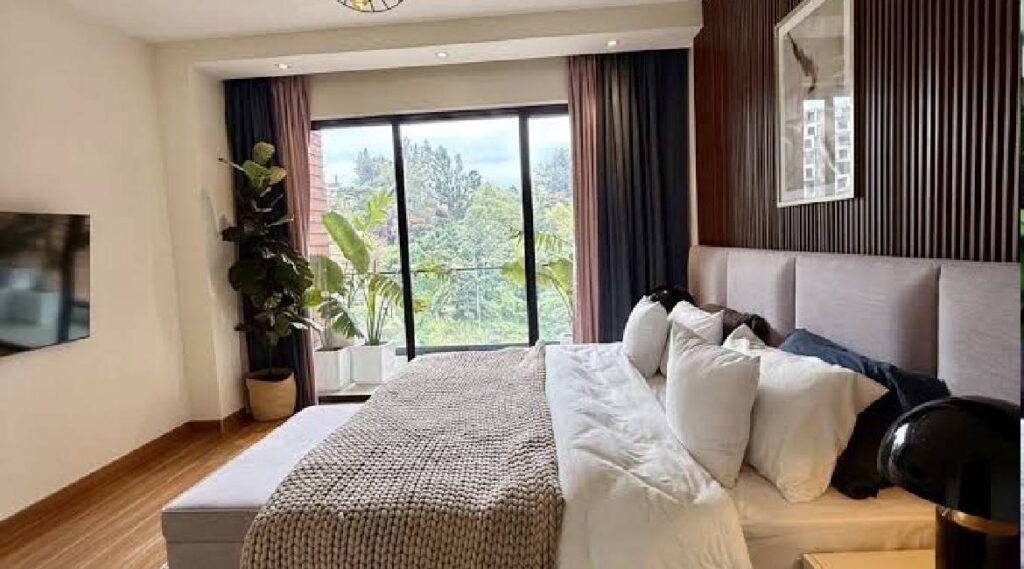 Riverside Drive apartments1.3