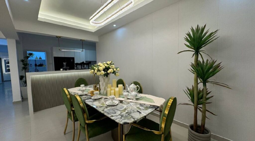 Royal Legend apartments1.2