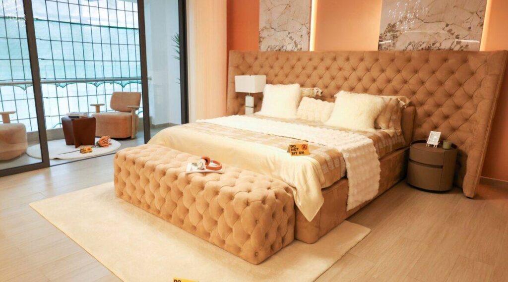 Royal Legend apartments1.7 (1)